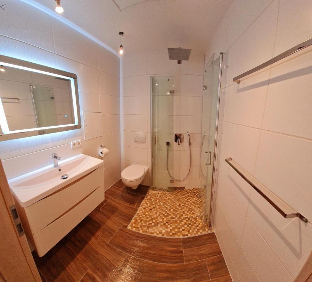 Moderne Wohlfuehlferienwohnung In ヒルトブルクハウゼン エクステリア 写真